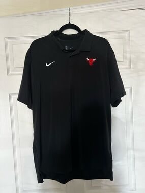 Men’s Chicago Bulls Nike Polo - Large - Black - Embroidered